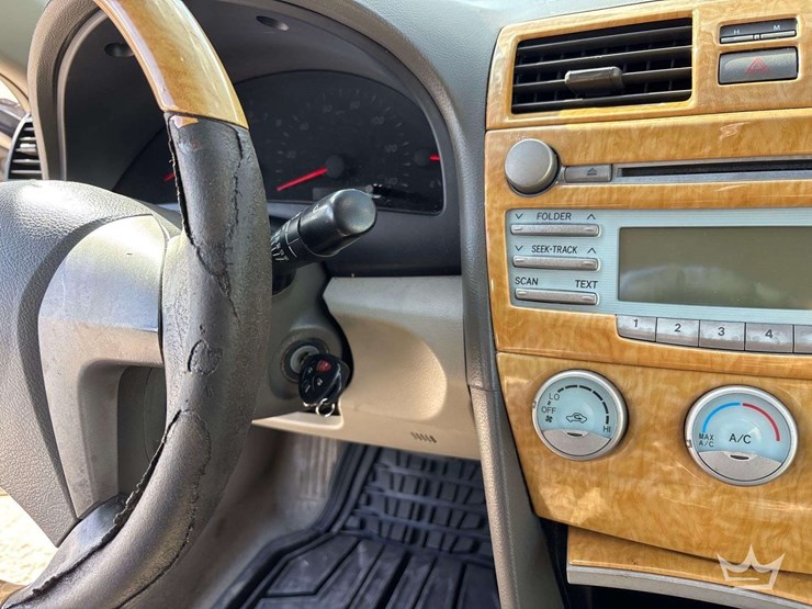 2007-toyota-camry-sedan-image-14