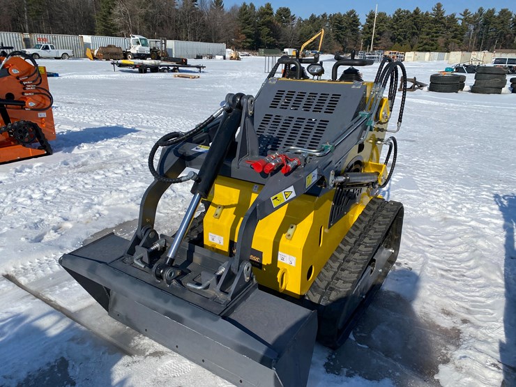#5319-•-landhonor-mini-skid-steer-loader-image-5