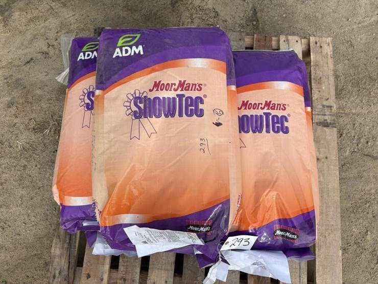 (5)-50lb-bags-moorman's-showtec-cattle-feed-image-2
