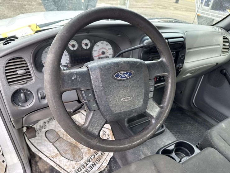 2010-ford-ranger-image-19