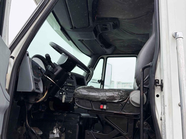 2007-international-8600-image-15