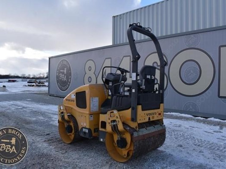 2019-volvo-dd25b-image-5