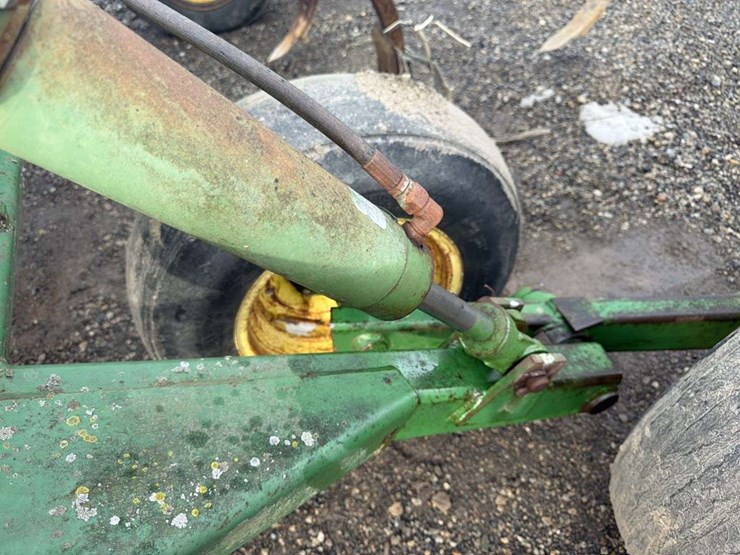 john-deere-714-image-16