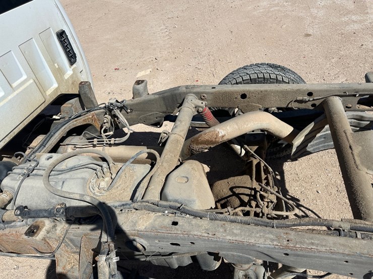 2013-chevrolet-silverado-2500hd-image-6