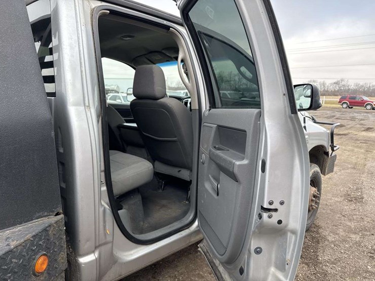 2007-dodge-ram-3500-image-16