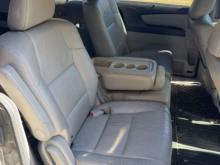 2012-honda-odyssey-image-14