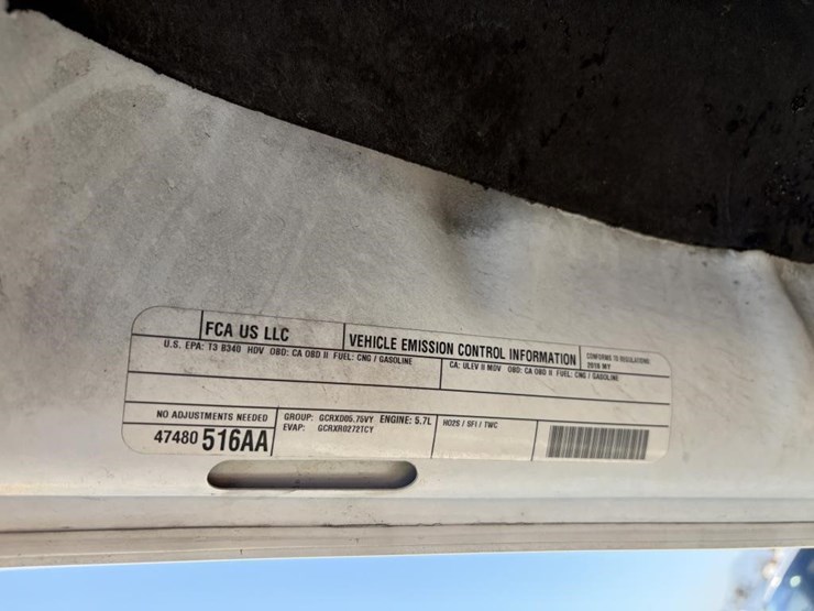 2016-dodge-2500-image-19