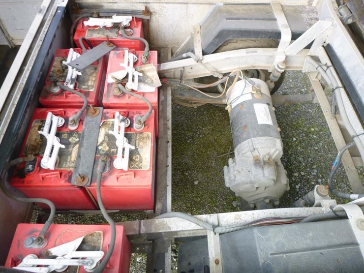 club-car-carryall-6-image-18