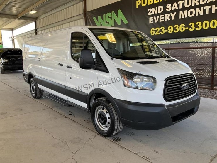 2015-ford-transit-image-2