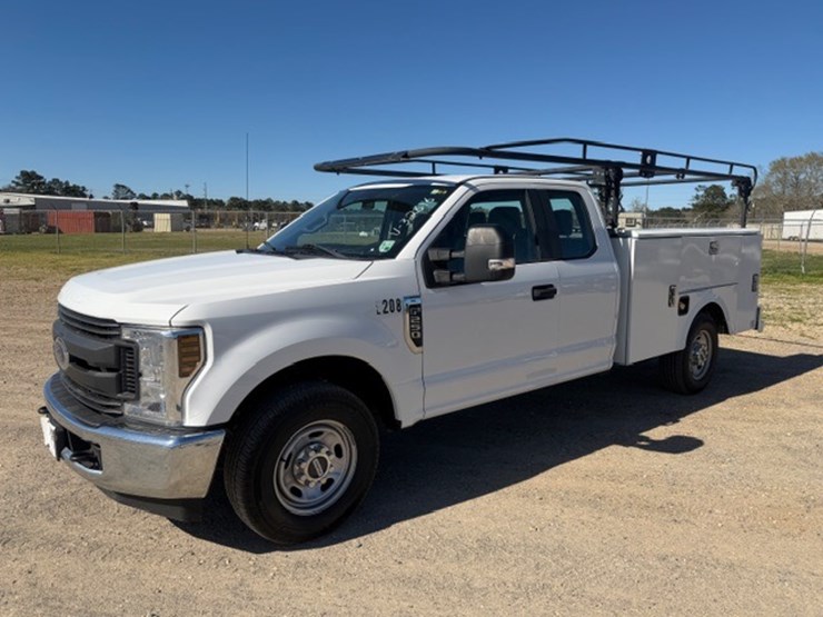 2018-ford-f250-image-1