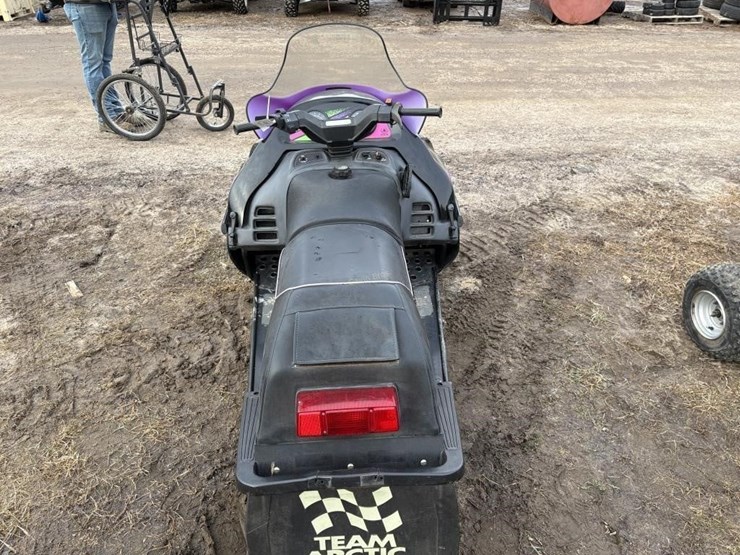 1995-caterpillar-550-image-4