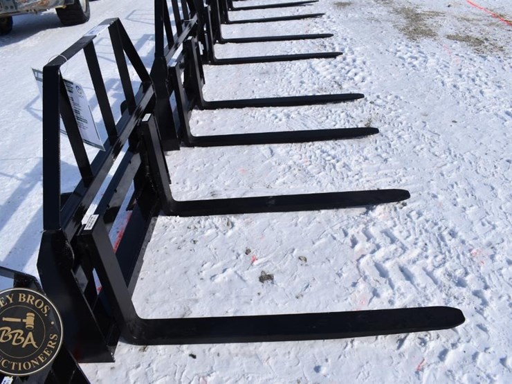 agt-industrial-pallet-fork-attachment-41886-image-4