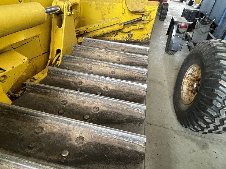 komatsu-d41e-image-13