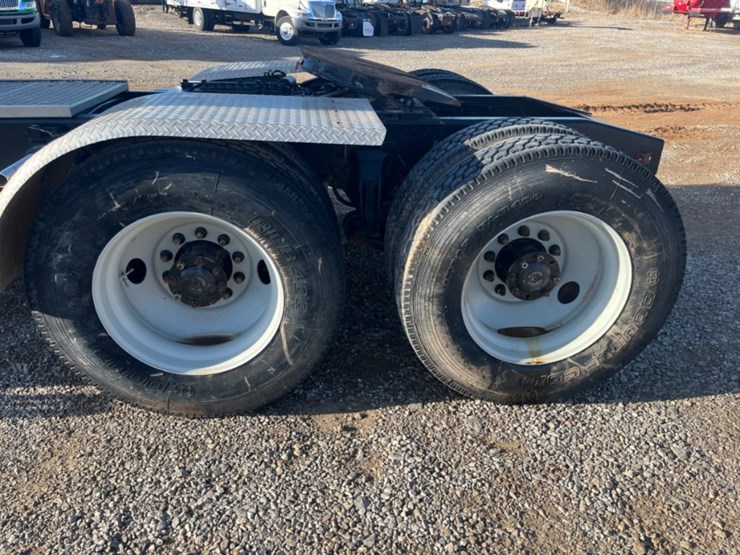 2011-western-star-4900-image-13