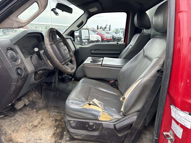 2013-ford-f450-image-19