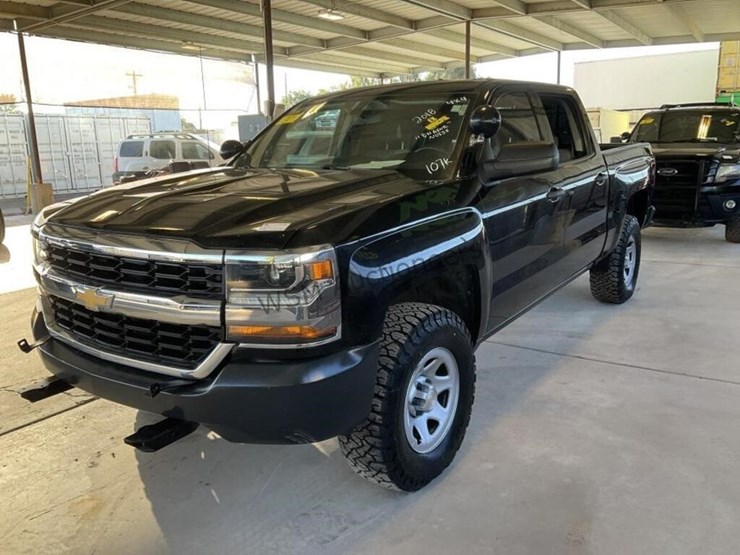 2018-chevrolet-silverado-1500-image-4