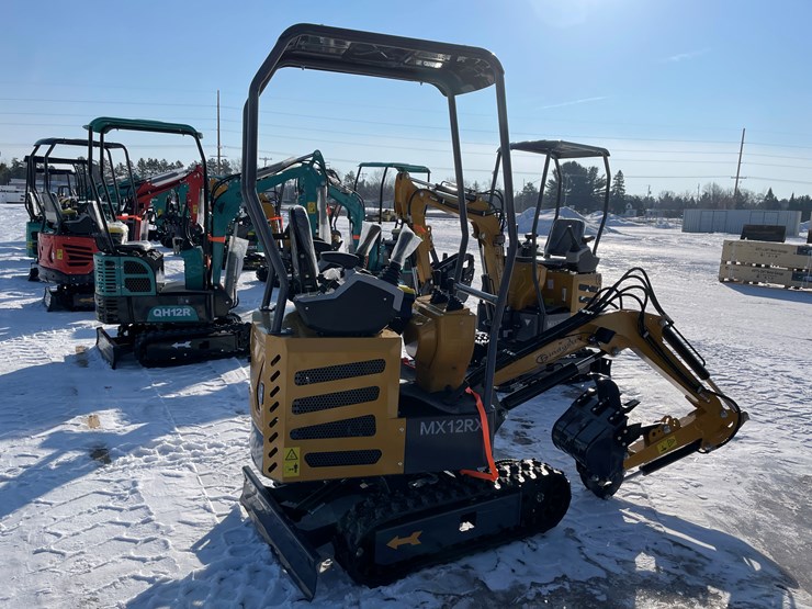 #5377-•-mx12rx-mini-excavator-image-4