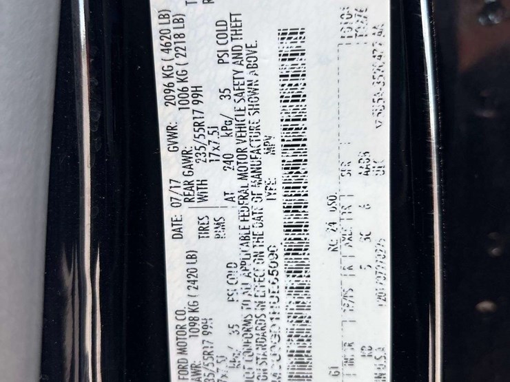 2017-ford-escape-image-5