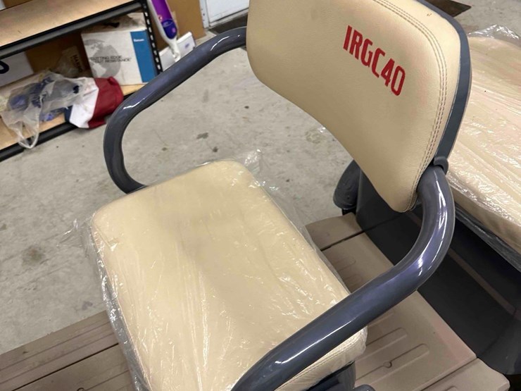 unused-irgc40-battery-powered-mini-golf-cart-image-7