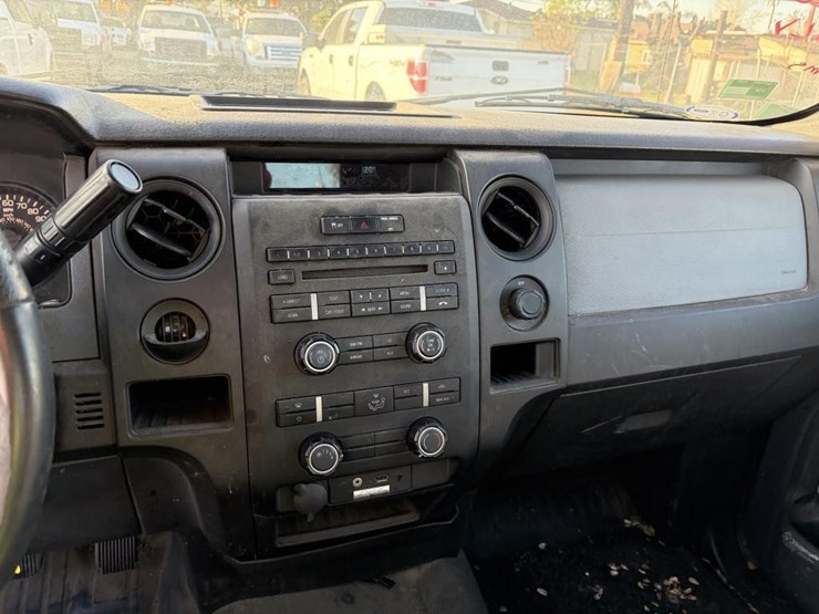 2014-ford-f150-image-13