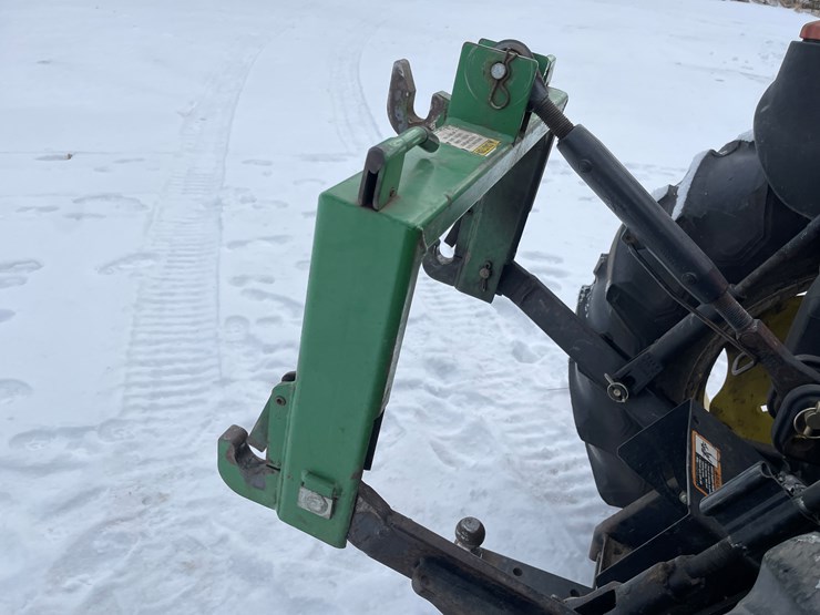 #7563-•-3-point-quick-attach-hitch-image-4