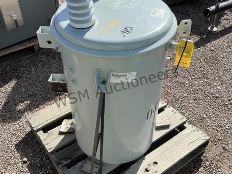 ermco-pole-mount-transformer-image-1