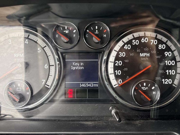 2012-dodge-ram-2500-image-28