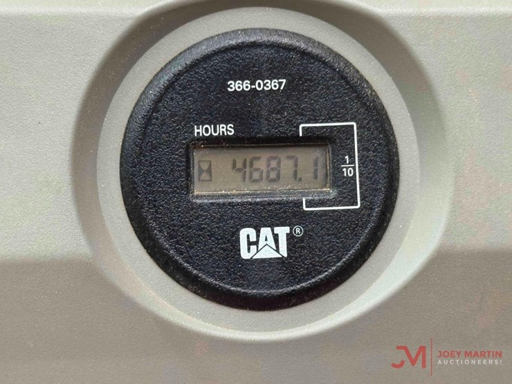 2014-caterpillar-320el-image-22