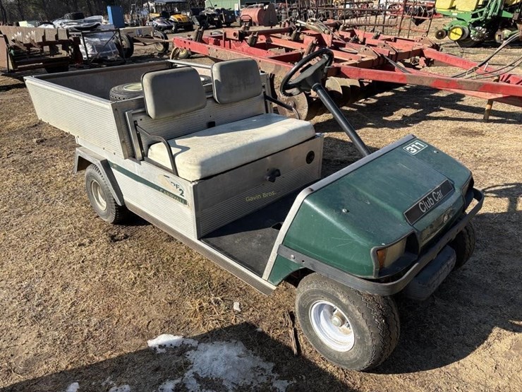2002-club-car-turf-2-image-3