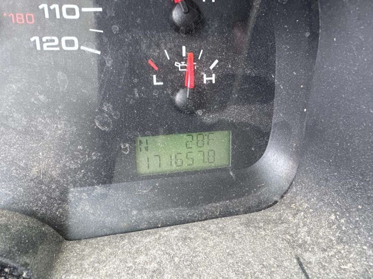 2004-ford-f150-xlt-image-19