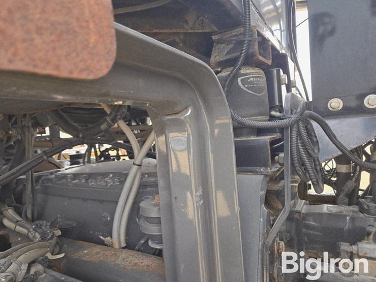 2014-ag-chem-tg8400-image-15