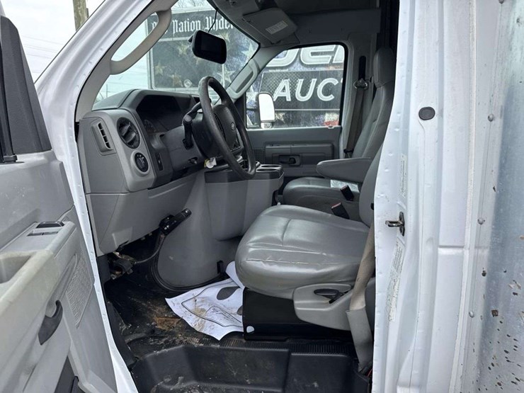 2018-ford-e450-image-13