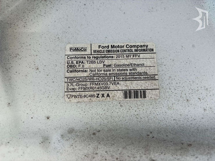 2015-ford-taurus-awd-sedan-image-7