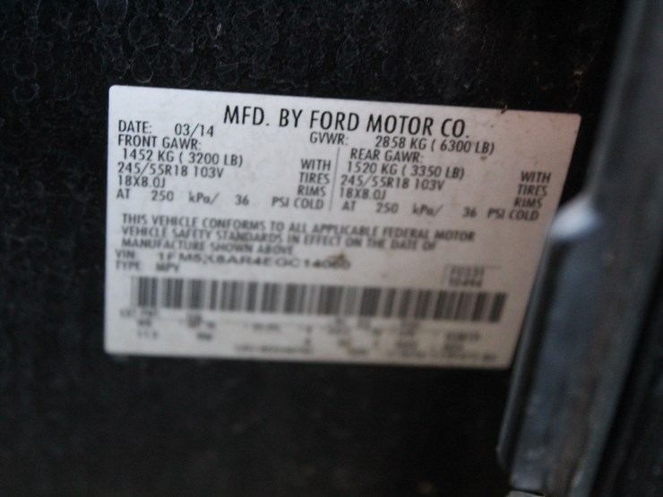 2014-ford-explorer-image-13