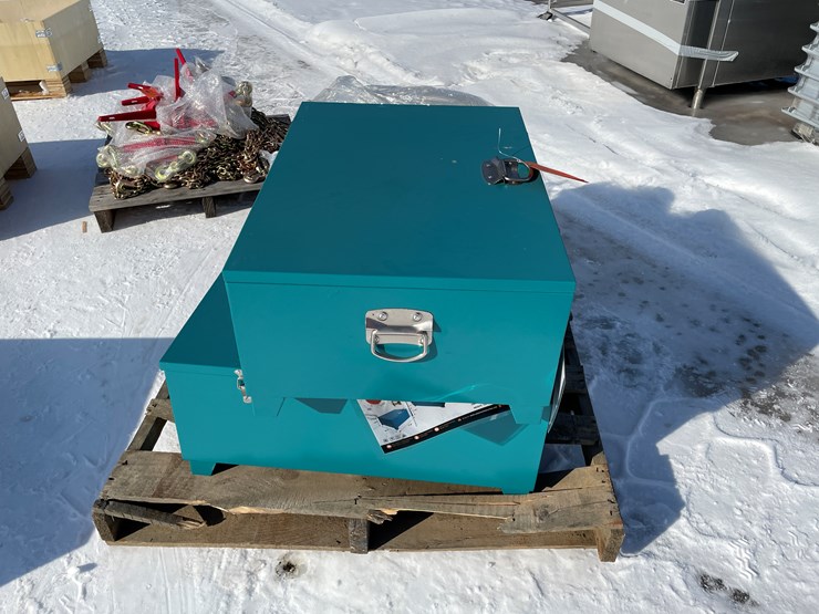 #8120-•-ratchet-tie-down-&-flat-pack-tool-box-image-2