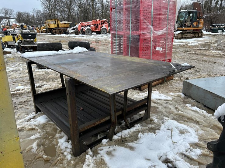 48”-x-96”-large-shop-table-image-4