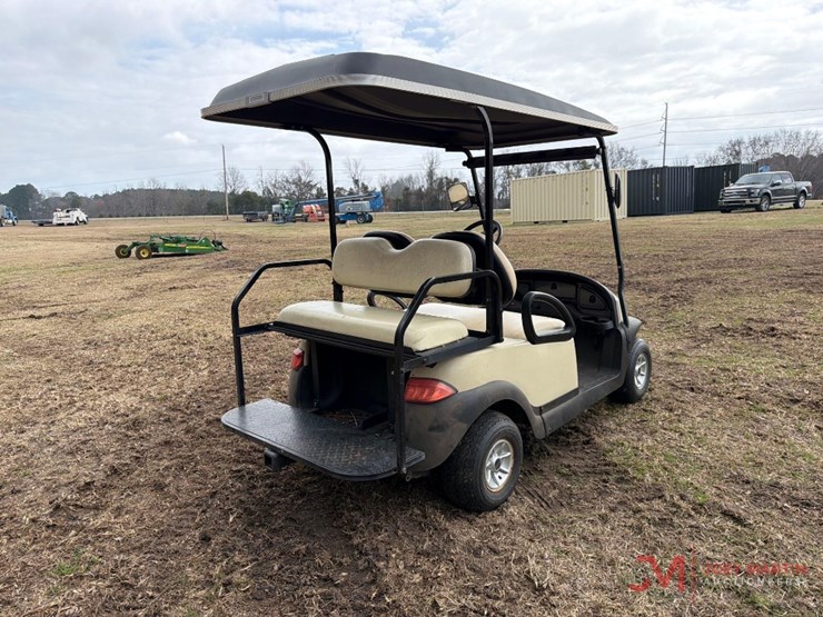 club-car-golf-cart-image-2