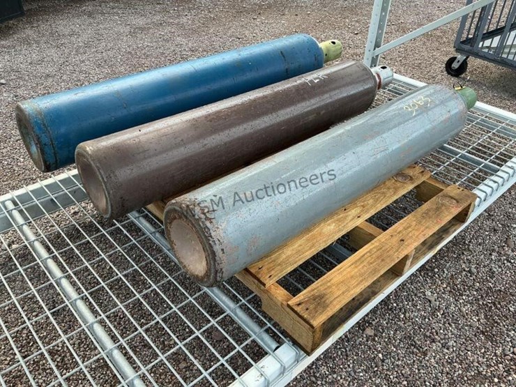 (3)-welding-tanks-image-1