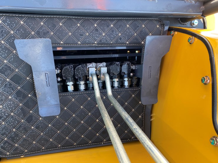 #5359-•-2026-unused-cfg-mini-excavator-image-16