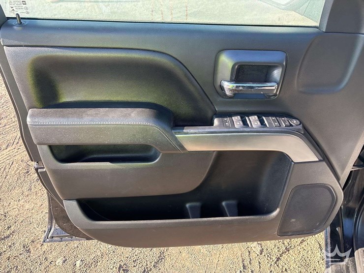 2019-chevrolet-silverado-1500-image-14