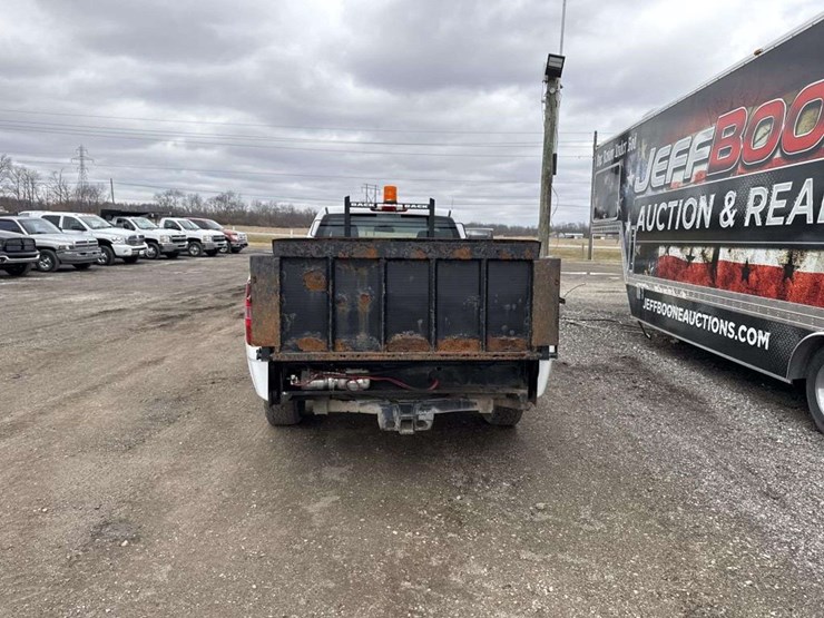 2012-chevrolet-1500-image-4