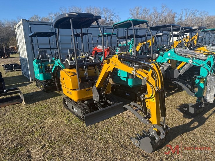 new/unused-findustry-qk18r-mini-excavator-image-1