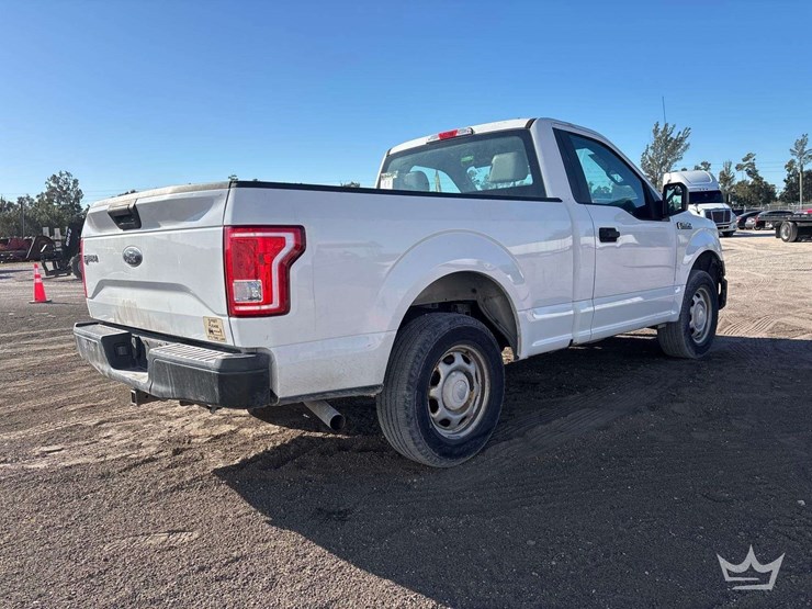 2017-ford-f150-image-4