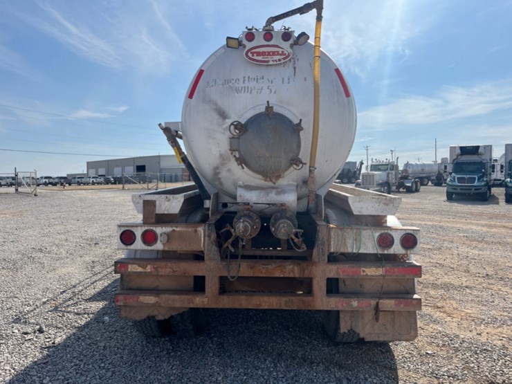 2014-troxell-vacuum-image-6