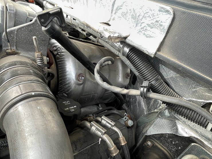 #7551-•-2019-chevy-silverado-high-country-pickup-(has-wi-title)-(blair,-wi)-image-76