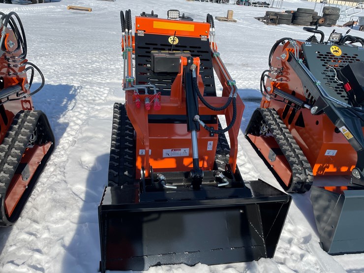 #5331-•-2025-ats--t460-mini-skid-steer-loader-image-1