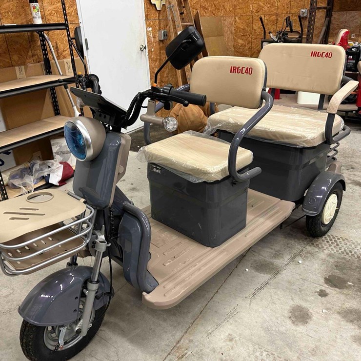 UNUSED IRGC40 Battery Powered Mini Golf Cart