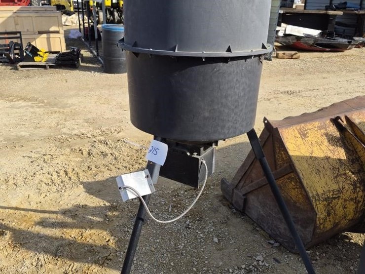 wild-game-feeder-image-2