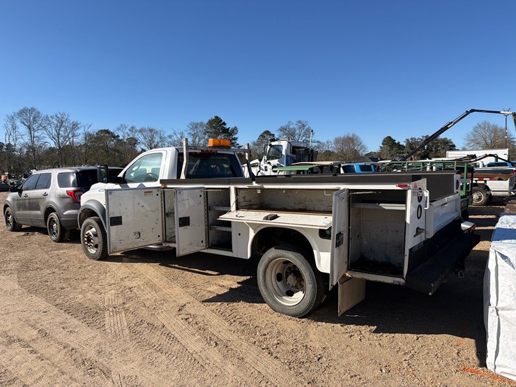 #33527-•-2013-ram-5500,-heavy-duty-|-parts-or-repair-image-4