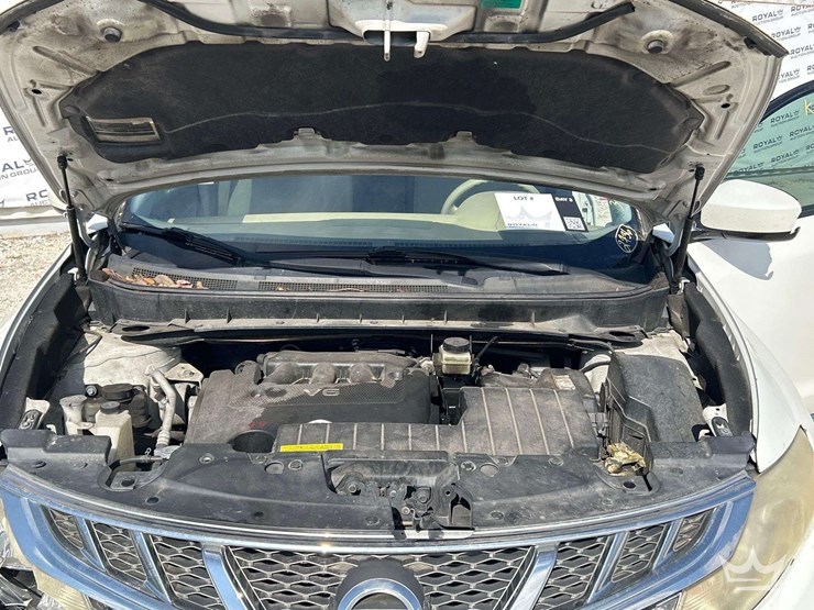 2011-nissan-murano-image-7